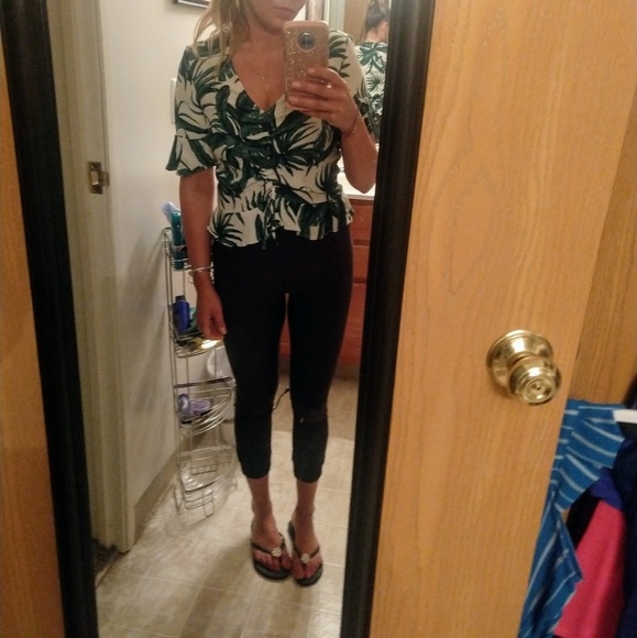 SOLD - H&M blouse - Picture 3 of 7